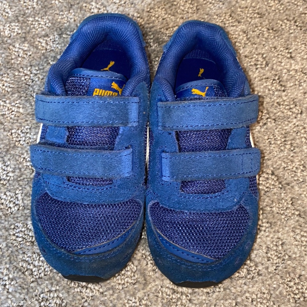 Puma sneakers